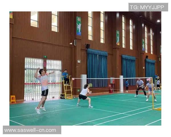 赛后分析:北京羽毛球队与杭州羽毛球队灵活性对比及战术探讨 赛后分析:北京羽毛球队与杭州羽毛球队灵活性对比及战术探讨