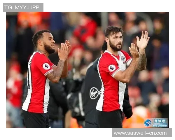 足球巨星们齐聚一堂致敬李小龙传承武术精神与运动激情