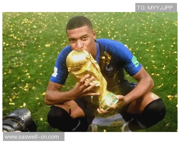 足球明星如何塑造全球文化与社会影响力的深远探讨 足球明星如何塑造全球文化与社会影响力的深远探讨